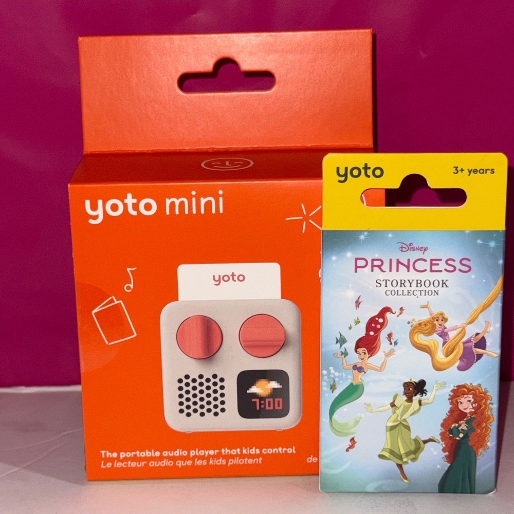 Yoto Mini Audio Player & Disney Princess Storybook Collect Card
